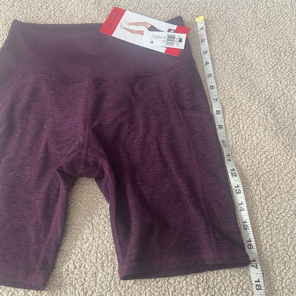 🔸 Kirkland 🔸 purple biker shorts - Picture 8 of 9